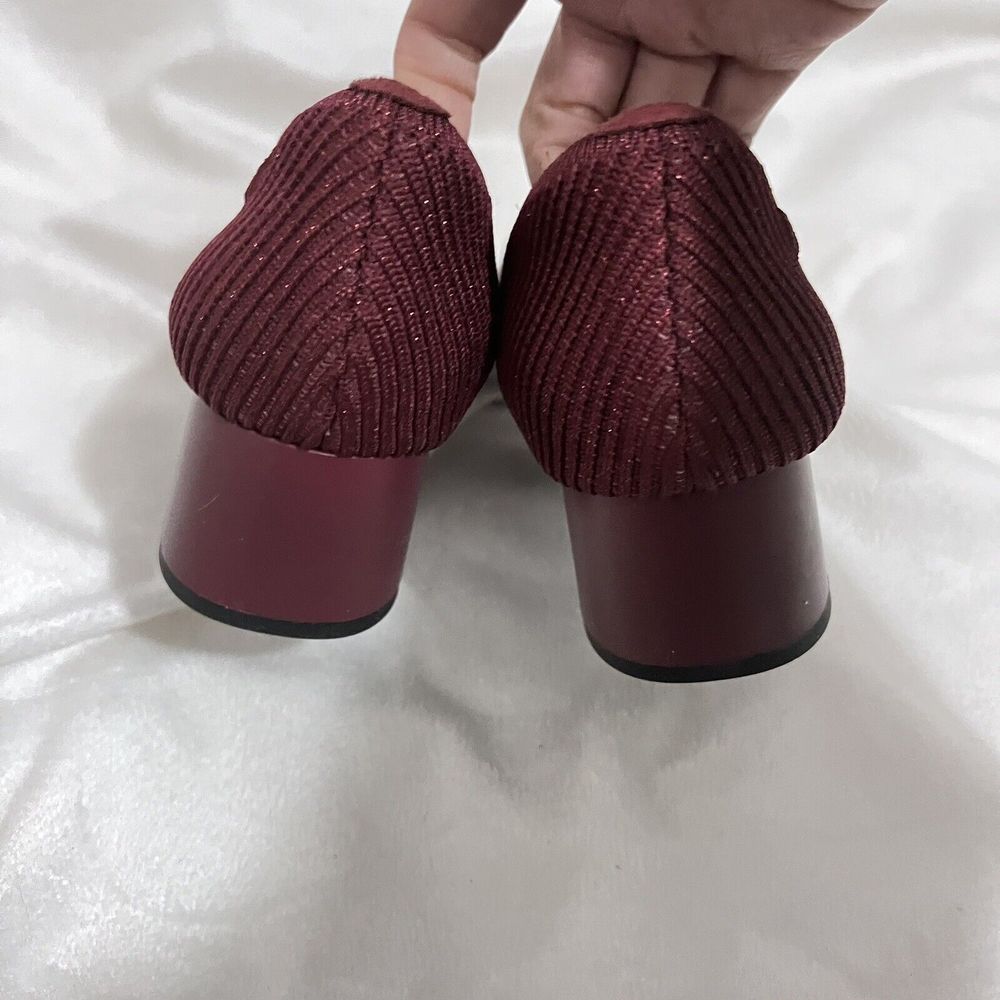 Women's Burgundy Knit Block Heel Pumps - Picture 8 of 8
